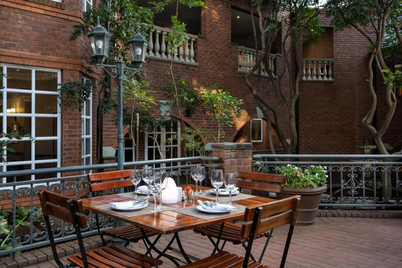 Premier Hotel Quatermain Johannesburg Exterior photo